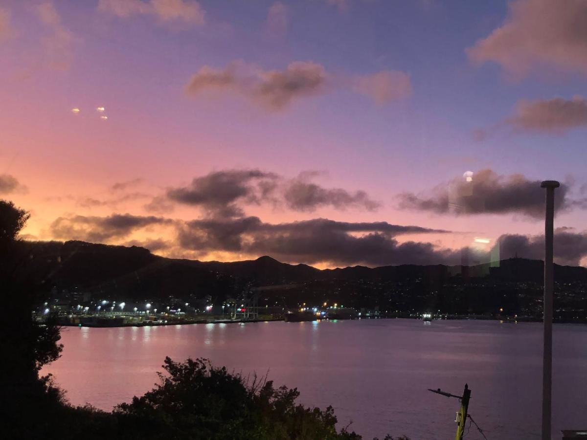 Incredible Views! Luxurious Studio & Outdoor Living 웰링턴 외부 사진