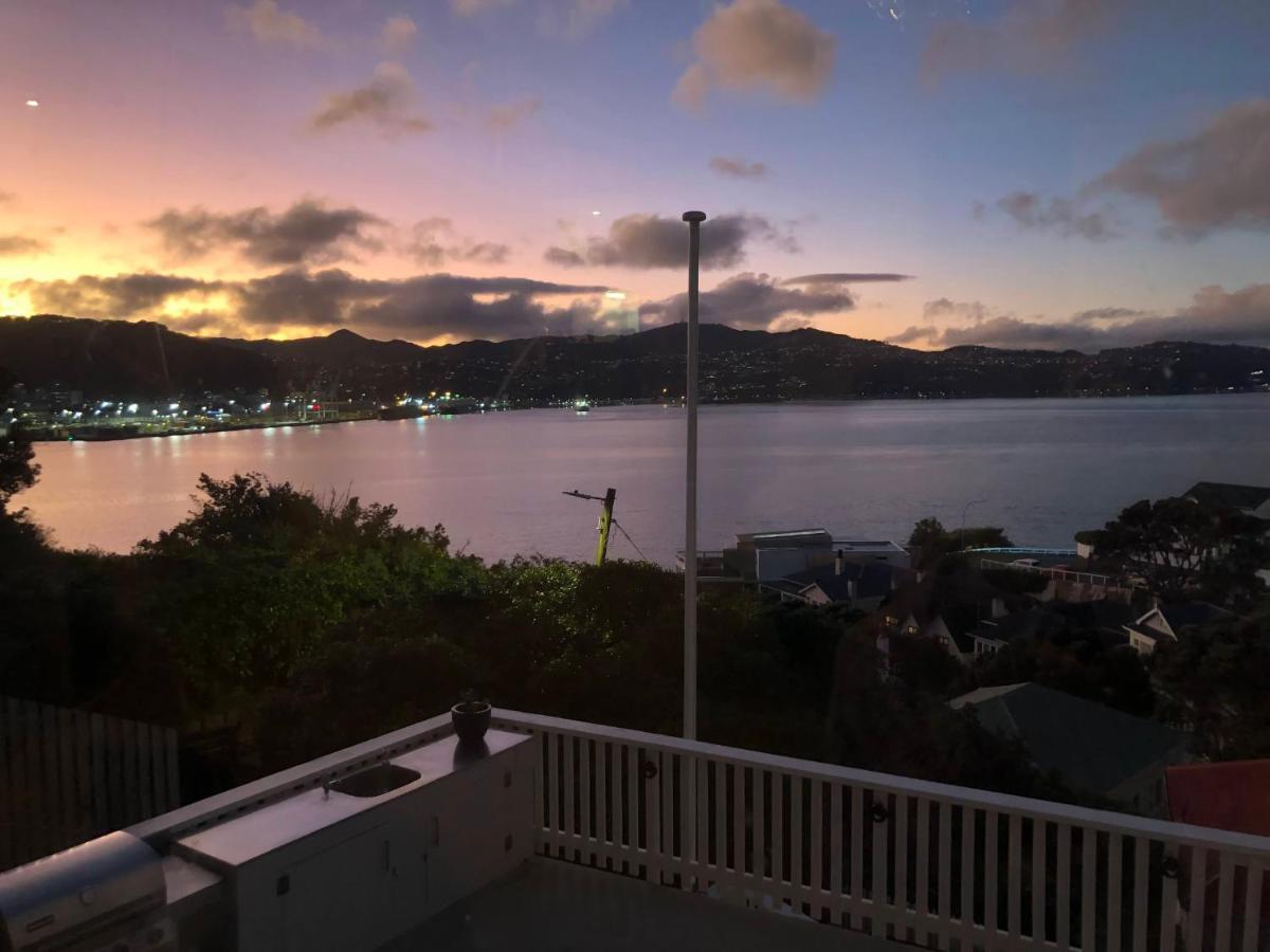 Incredible Views! Luxurious Studio & Outdoor Living 웰링턴 외부 사진